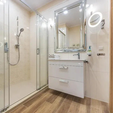 Pomorskie Apartamenty Bernadowska Green Deluxe Gdynia Exterior foto